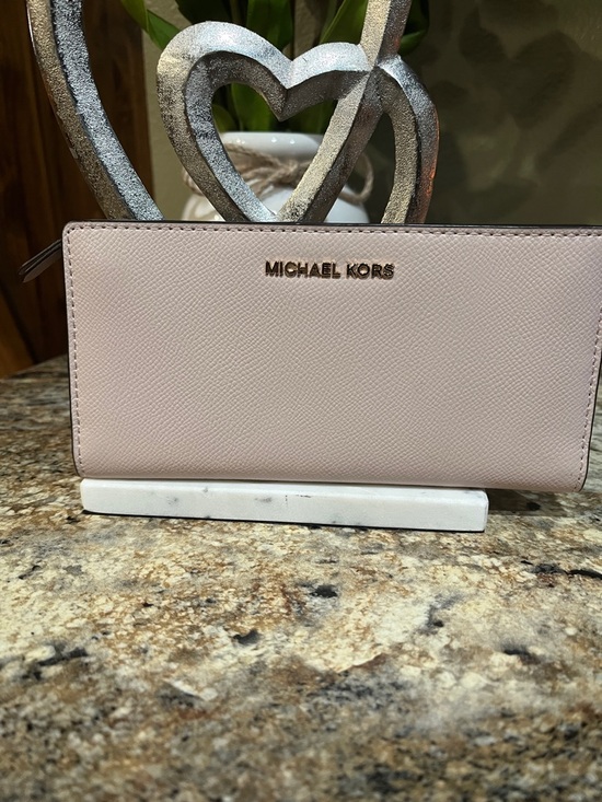 Michael Kors Handbags - Michael Kors NWOT Blush Saffiano Leather Zip Wallet